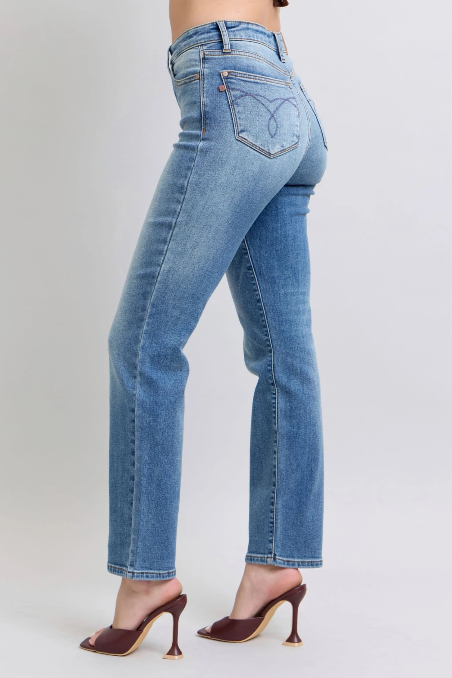 Judy Blue Full Size Wash Thermal Straight Jeans With Pockets 5 Judy Blue Full Size Wash Thermal Straight Jeans With Pockets - Image 3