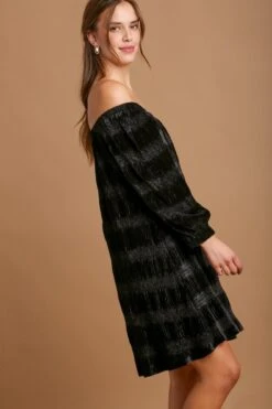 Umgee Off-Shoulder Balloon Sleeve Velvet Mini Dress -Sydney So Sweet 0abe821e 8513 4c53 9e26 68546844ab9f Max