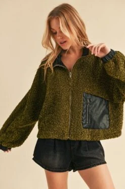 Aemi + Co Collared Neck Zip Up Sherpa Jacket -Sydney So Sweet 2cf3c305 da10 426b acf6 a56a48718d72 Min