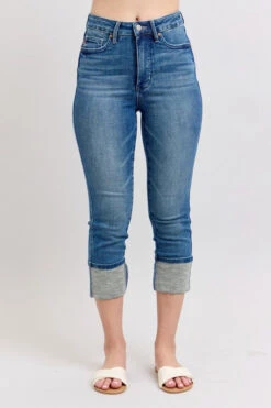 Judy Blue Full Size Skinny Cuff Capris Jeans With Pockets Plus Size