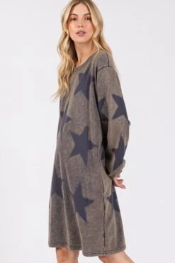 SAGE + FIG Washed Star Print Round Neck Dress -Sydney So Sweet 73ef32d4 fdc0 4589 b9bd 1e27e77e0bff Max