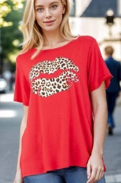 Heimish Full Size Leopard Lip Round Neck Short Sleeve T-Shirt Plus Size -Sydney So Sweet 7670dc3e 87a3 406d 8b08 5f80004ceb8e Min