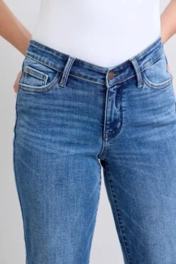 Judy Blue Full Size High Waist V-Front Vintage Wash Straight Jeans Plus Size -Sydney So Sweet 79b0c6a445484240bc6d6832a44c8c22 Max Origin