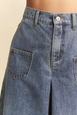 Davi & Dani Patch Pocket Wide Leg Culotte Jeans 20 Davi & Dani Patch Pocket Wide Leg Culotte Jeans -Sydney So Sweet 971f897064004afaaa17aea3fa435335 Max Origin