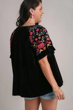 Umgee Full Size Velvet Embroidery Short Sleeve Blouse -Sydney So Sweet 9b68a327 bf06 4133 a38d b60b4dd9a326 Max