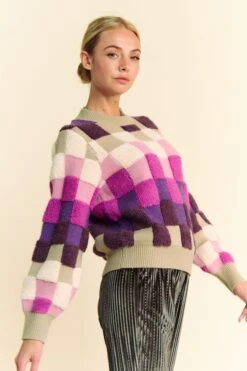 Davi & Dani Checkered Round Neck Long Sleeve Sweater -Sydney So Sweet 9e365543 96f1 4899 9a43 bcbd30e0fd57 Max