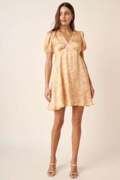 Mittoshop Printed V-Neck Puff Sleeve Mini Dress -Sydney So Sweet a18fb753 ea0d 4ba0 a96f f9aa8c7ac7d9 Min