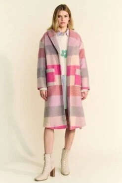 Davi & Dani Tied Color Block Collared Neck Coat -Sydney So Sweet c482cc95 8dad 41c3 90ae fc239555cb20 Max