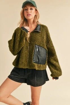 Aemi + Co Collared Neck Zip Up Sherpa Jacket -Sydney So Sweet c51c2422 748e 466a b0e2 c82b93cb83db Min