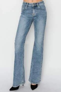 RISEN Full Size Mid Rise Bootcut Jeans -Sydney So Sweet c71f81e3 2fa4 44ca ad14 5ec19bdb4ba7 Max