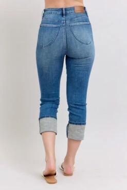 Judy Blue Full Size Skinny Cuff Capris Jeans With Pockets Plus Size -Sydney So Sweet d93cd82b 8d92 49af b4d6 80da49c6e930 Max