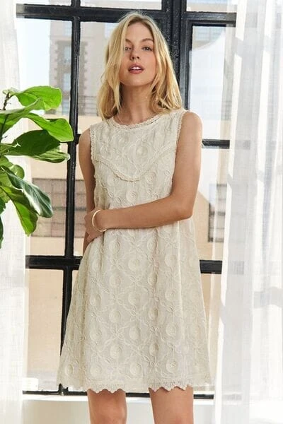 ADORA Applique Round Neck Sleeveless Shift Dress 5 ADORA Applique Round Neck Sleeveless Shift Dress - Image 3