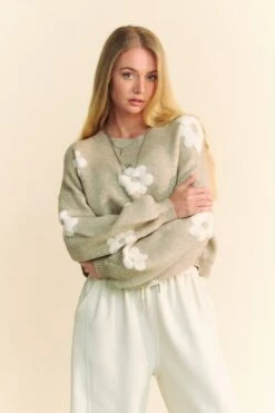 Davi & Dani Floral Drop Shoulder Cropped Sweater -Sydney So Sweet ef089062 fd3d 4311 ba82 54b31f30e133 Max